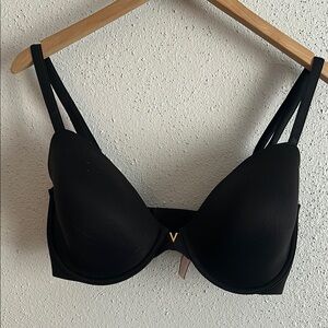 Victoria Secret Black Push-Up Bra Size 34G